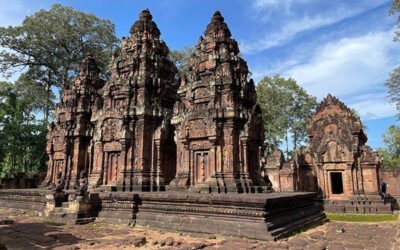 【A3】アンコールワット遺跡群+朝日と夕日の鑑賞+郊外バンテアイスレイ寺院1日貸し切りツアー