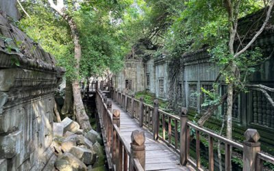 【A2】アンコールワット遺跡群+朝日と夕日の鑑賞+ベンメリア+タプローム1日貸し切りツアー